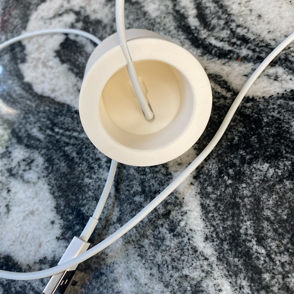 Apple Watch bundle - Picture 6 of 9